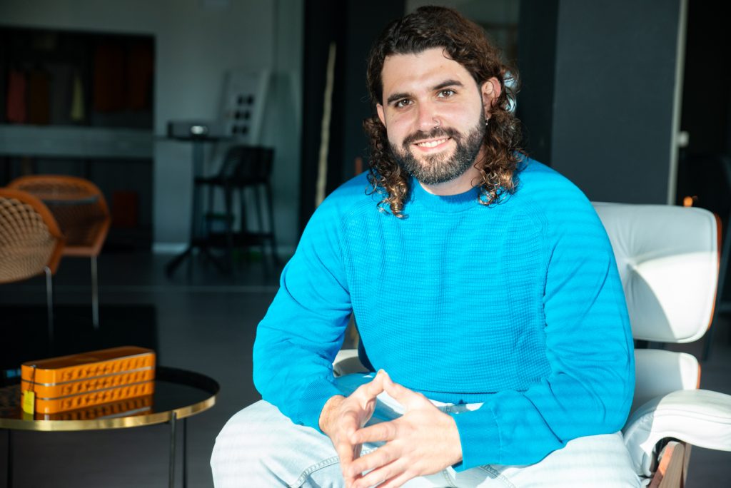 Damián Osorio Masculinización de la voz